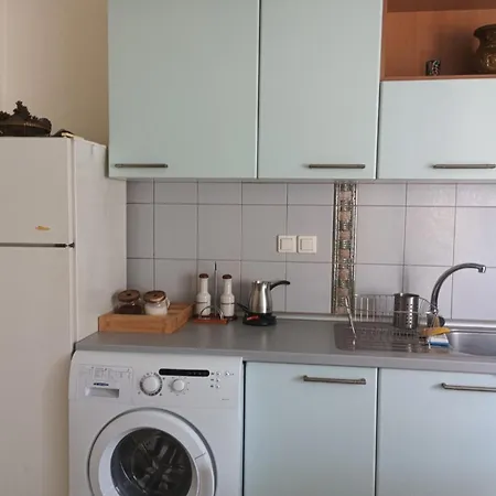 Bellen House Апартаменты Гревена