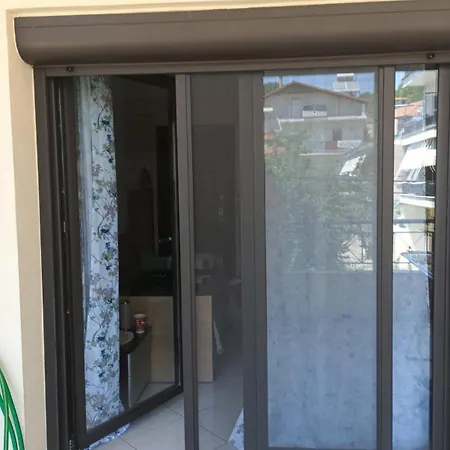Bellen House Апартаменты Гревена